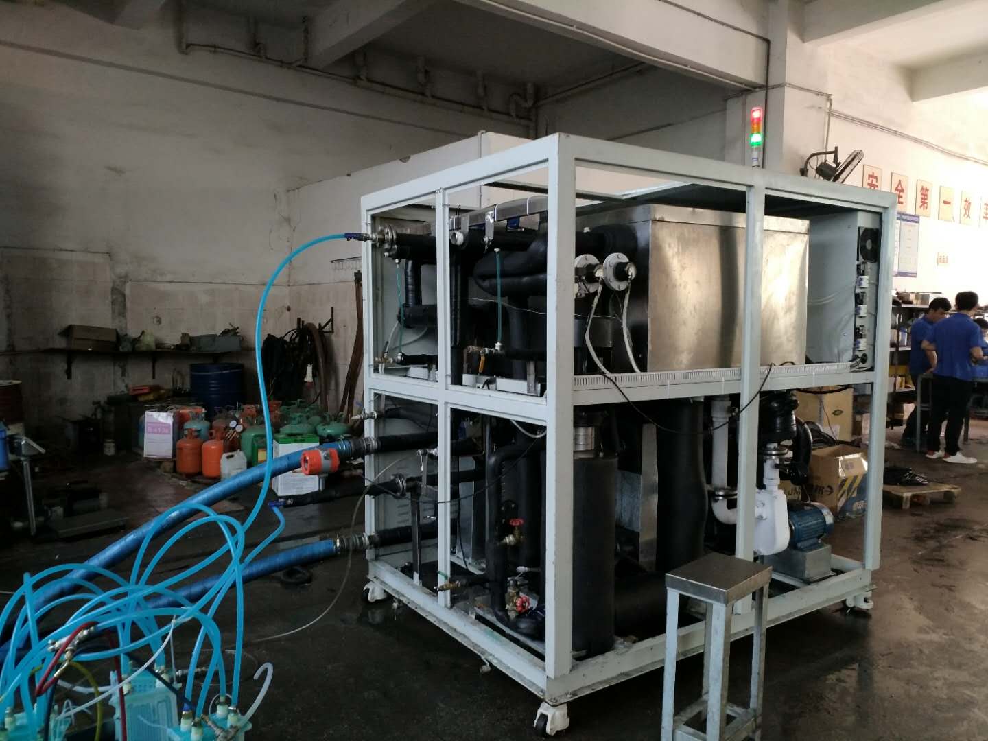 lab chiller.jpg